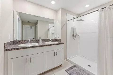 Bath - 343 Argyll Dr, Spring Hill, FL 34609 photo 1 of 5