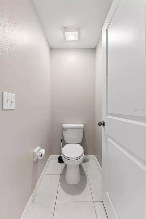 Bath - 343 Argyll Dr, Spring Hill, FL 34609 photo 2 of 5