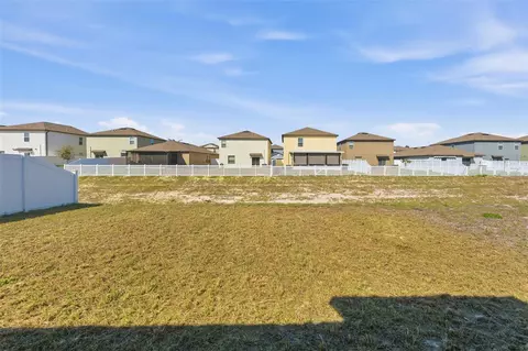Exterior - 343 Argyll Dr, Spring Hill, FL 34609 photo 3 of 4