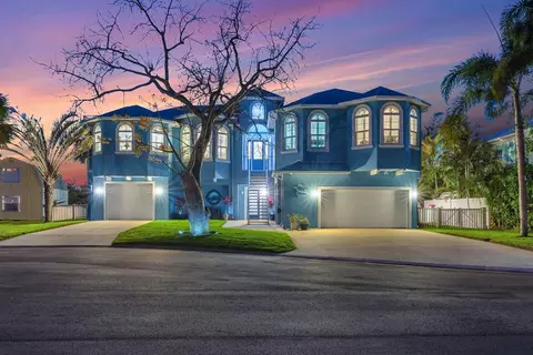 9425 Oak St, Riverview, FL 33578