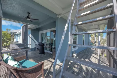 Exterior - 9425 Oak St, Riverview, FL 33578 photo 21 of 26
