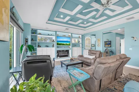 Living - 9425 Oak St, Riverview, FL 33578 photo 1 of 3