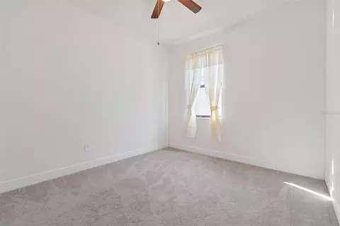 Bedroom - 1214 Florablu Dr, Seffner, FL 33584 photo 4 of 8
