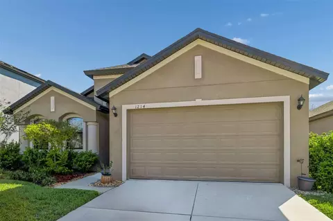 Exterior - 1214 Florablu Dr, Seffner, FL 33584 photo 15 of 16
