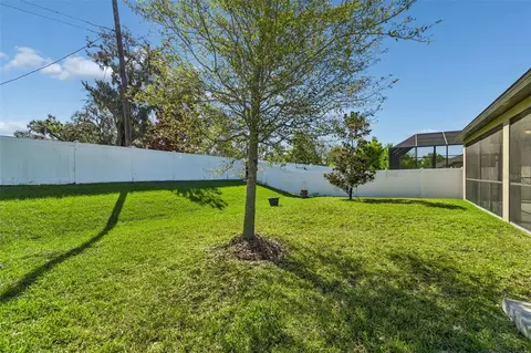 Exterior - 1214 Florablu Dr, Seffner, FL 33584 photo 11 of 16