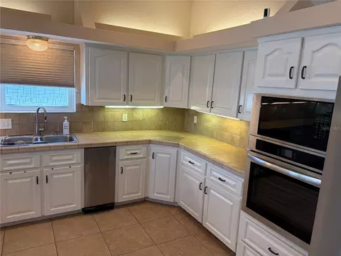 Kitchen - 6441 Clark St, Hudson, FL 34667 photo 2 of 4