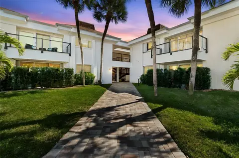 311 Island Way #203, Clearwater Beach, FL 33767