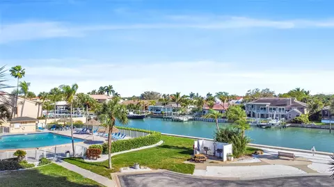 4900 Brittany Dr S #301, Saint Petersburg, FL 33715