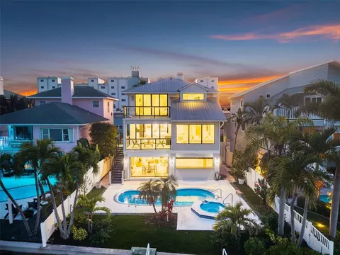 8505 Blind Pass Dr, Treasure Island, FL 33706