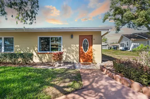 401 Dorchester Pl #61, Sun City Center, FL 33573