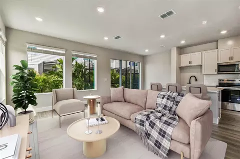 Living - 11706 Full Moon Loop, Parrish, FL 34219 photo 3 of 6