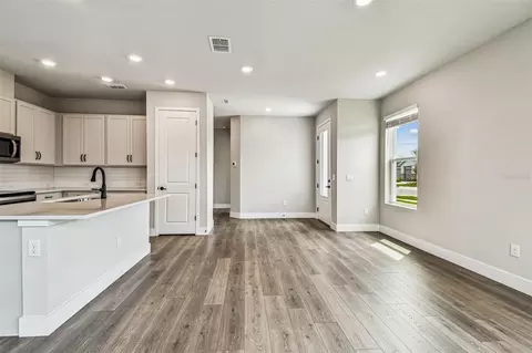 Living - 11706 Full Moon Loop, Parrish, FL 34219 photo 5 of 6