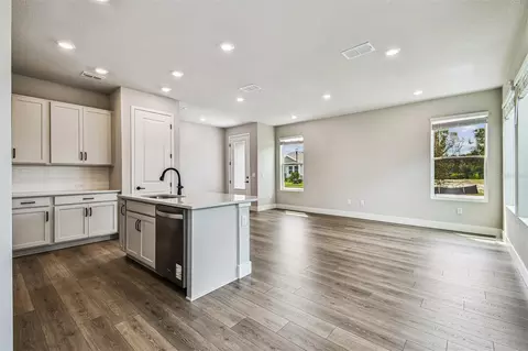 Living - 11706 Full Moon Loop, Parrish, FL 34219 photo 2 of 6