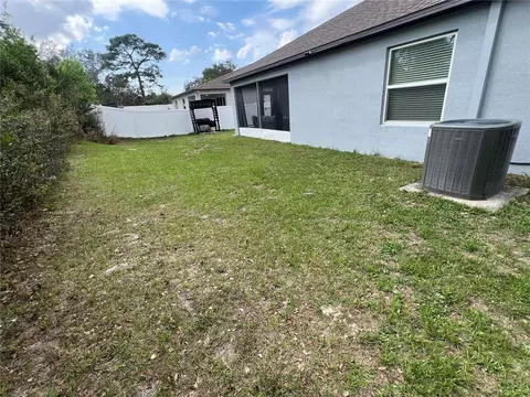 Exterior - 14040 Gregory St, Spring Hill, FL 34609 photo 2 of 5