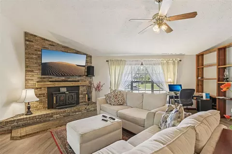 Living - 7004 Dusty Rd, Riverview, FL 33569 photo 2 of 5