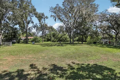 Exterior - 7004 Dusty Rd, Riverview, FL 33569 photo 7 of 13