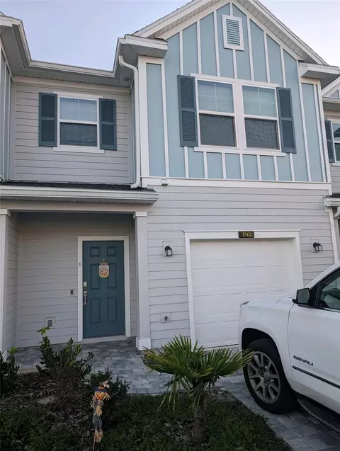 498 Boracay Cir, Saint Johns, FL 32259