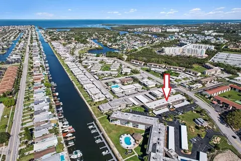 5197 Silent Loop #121, New Port Richey, FL 34652