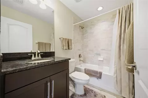 Bath - 15815 31st St E, Parrish, FL 34219 photo 9 of 10
