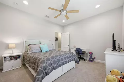 Bedroom - 15815 31st St E, Parrish, FL 34219 photo 4 of 8