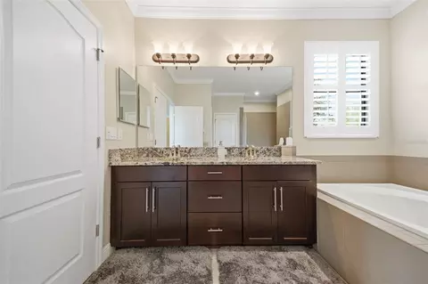 Bath - 15815 31st St E, Parrish, FL 34219 photo 4 of 10
