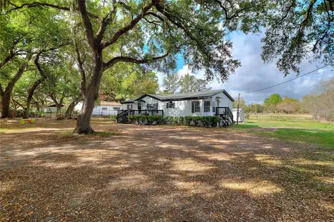 3309 Cooper Rd, Plant City, FL 33565