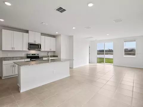 Kitchen - 11329 Bellewood Ter, Parrish, FL 34219 photo 1 of 4