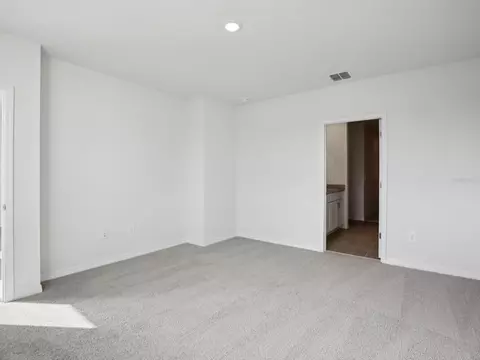 Bedroom - 11329 Bellewood Ter, Parrish, FL 34219 photo 2 of 6