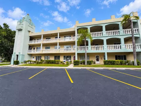 2330 Ecuadorian Way #32, Clearwater, FL 33763