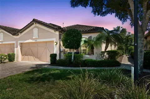 5830 Cavano Dr, Sarasota, FL 34231