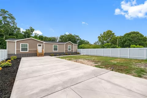 17151 Lemon St, Spring Hill, FL 34610 photo 2