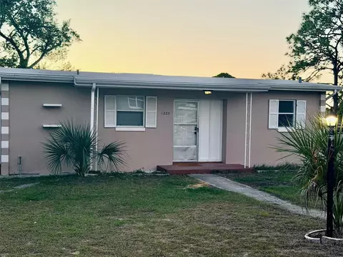 1233 Newhope Rd, Spring Hill, FL 34606