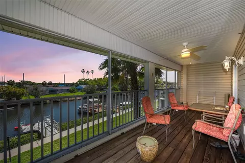 8238 Aquila St, Port Richey, FL 34668