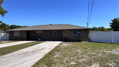 6810 Thomas Cir, Tampa, FL 33619