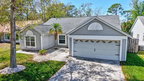 1640 Countrywood St, Tarpon Springs, FL 34689