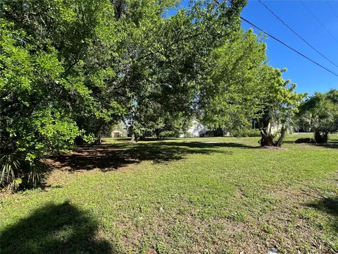 10105 N 16 St, Tampa, FL 33612