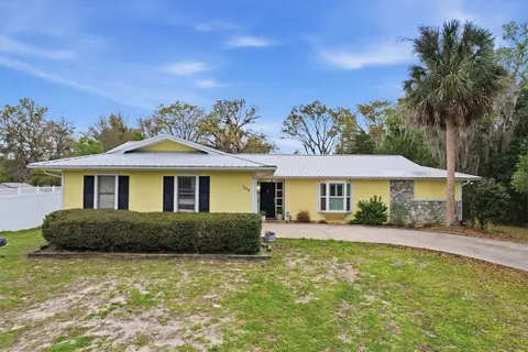 203 N Mcgowan Ave, Crystal River, FL 34429