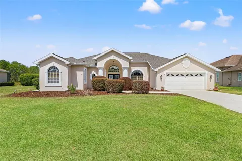 8405 Maybelle Dr, Weeki Wachee, FL 34613