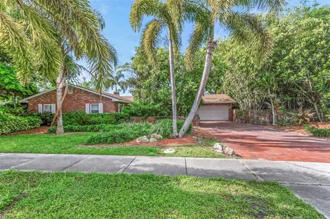 11530 66th Ave N, Seminole, FL 33772