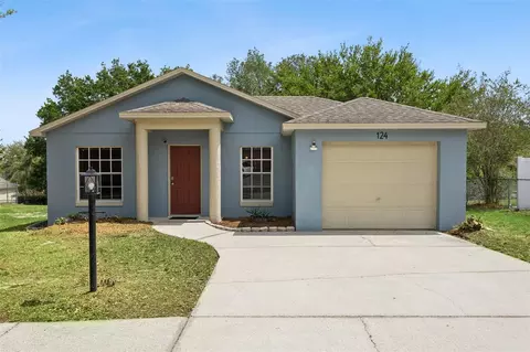 124 Diamond Ridge Blvd, Auburndale, FL 33823