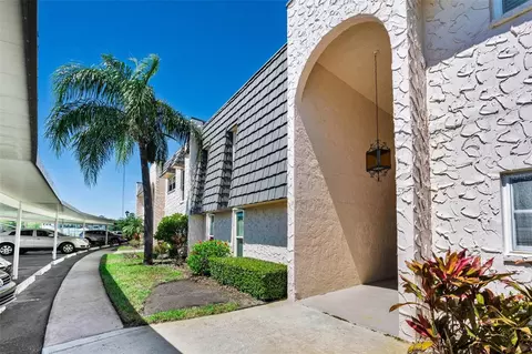 219 Elmwood Cir #219, Seminole, FL 33777