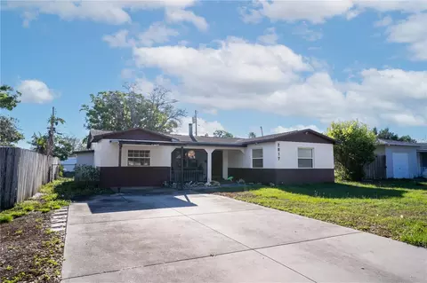 2817 49th St N, Saint Petersburg, FL 33710