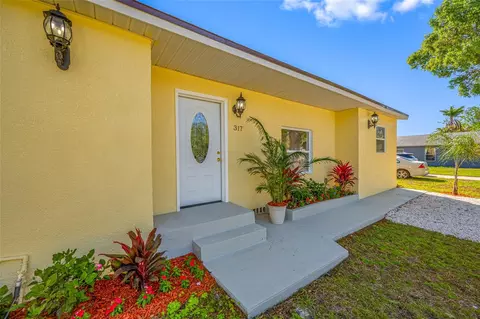 317 Elizabeth Ave, Clearwater, FL 33759