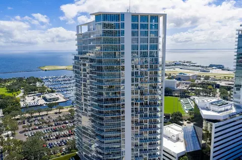 175 1st St S #504, Saint Petersburg, FL 33701