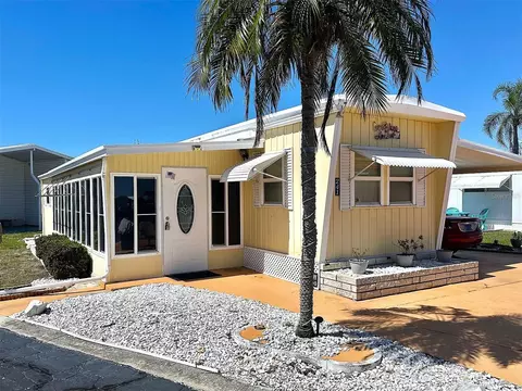 8300 Seminole Blvd #241, Seminole, FL 33772