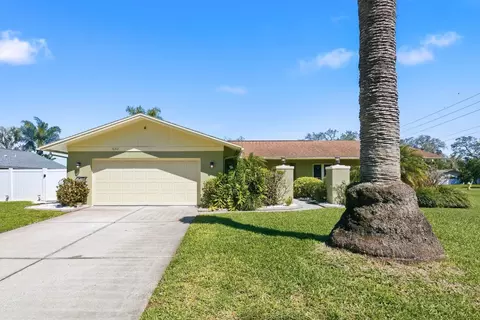 1680 Cinnamon Ln, Dunedin, FL 34698