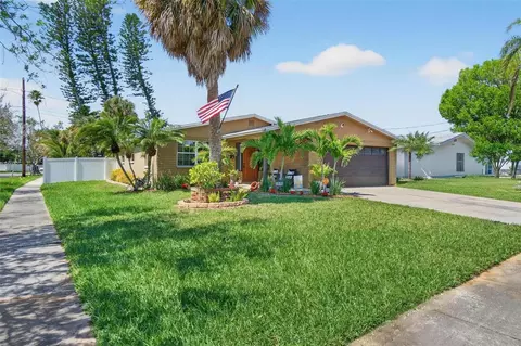 5900 Bayou Grande Blvd NE, Saint Petersburg, FL 33703