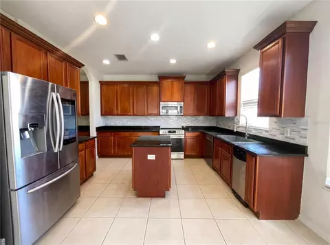Kitchen - 18010 Java Isle Dr, Tampa, FL 33647 photo 1 of 2