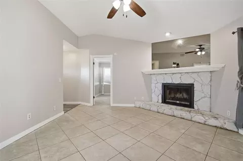 Living - 7403 Providence Rd, Riverview, FL 33578 photo 4 of 12