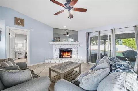 Living - 7403 Providence Rd, Riverview, FL 33578 photo 6 of 12